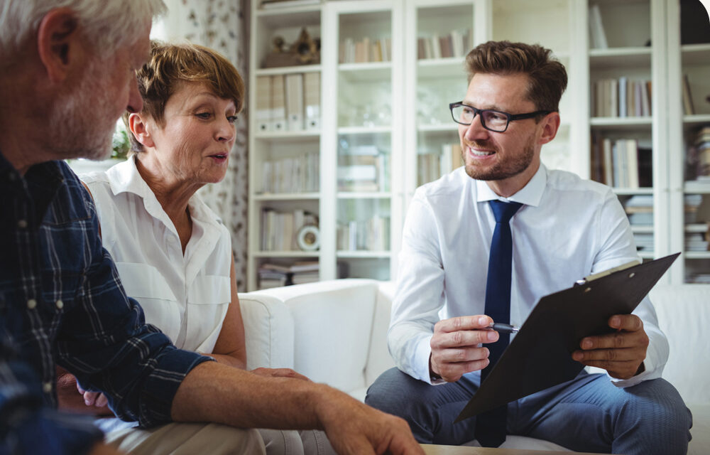 https://www.nfinnova.stellar.mystableserver.com/wp-content/uploads/2021/04/senior-couple-planning-their-investments-with-fina-3FX3HLK-2-1000x640.jpg